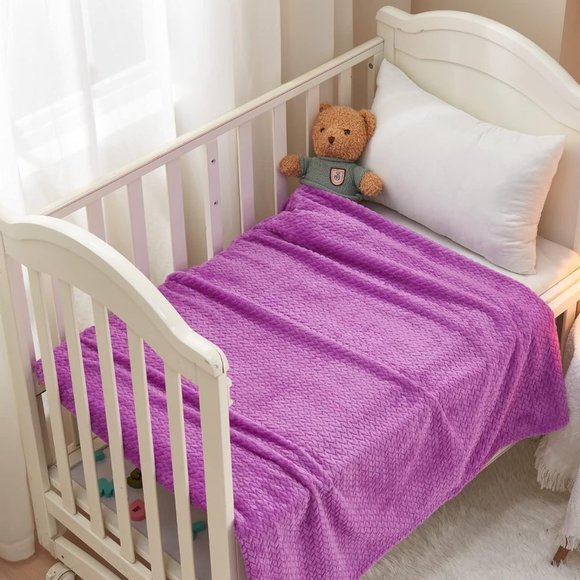 Bright Lavender Crib Baby Pet Blanket Soft Velvety Leaf Texture Pastel Throw New